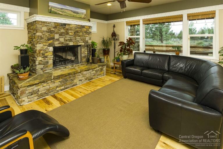 25295 Dodds Road Bend, OR 97701 - Photo 10 of 25 Additional Photo