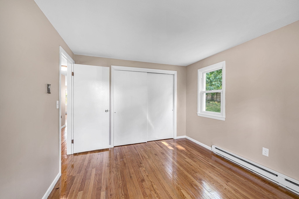 99 Lakevilla Avenue Springfield, MA 01109 - Photo 29 of 34