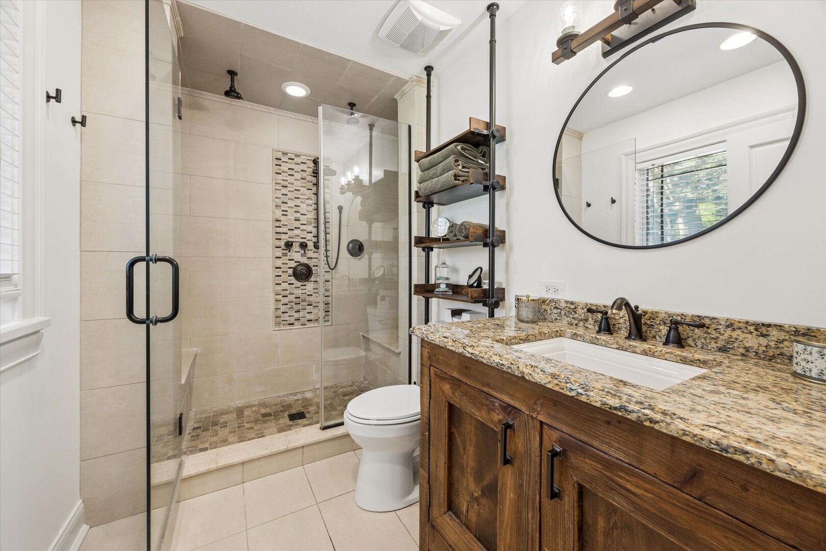 1525 West Wiesbrook Road Wheaton, IL 60189 - Photo 15 of 40 Gallery Image 15