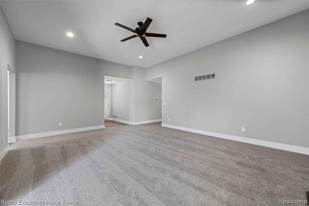4429 River Road East China, MI 48054 - Photo 28 of 35
