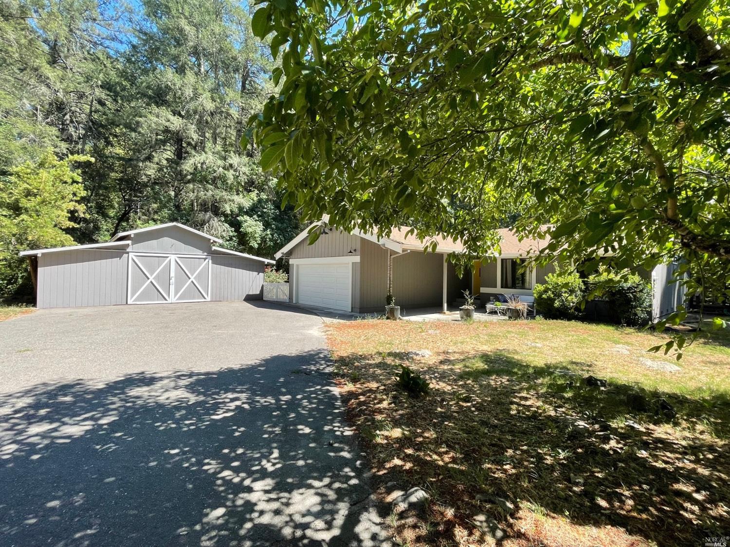 14718 Chalk Hill Road Healdsburg, CA 95448 - Photo 1 of 1 Gallery Image 1