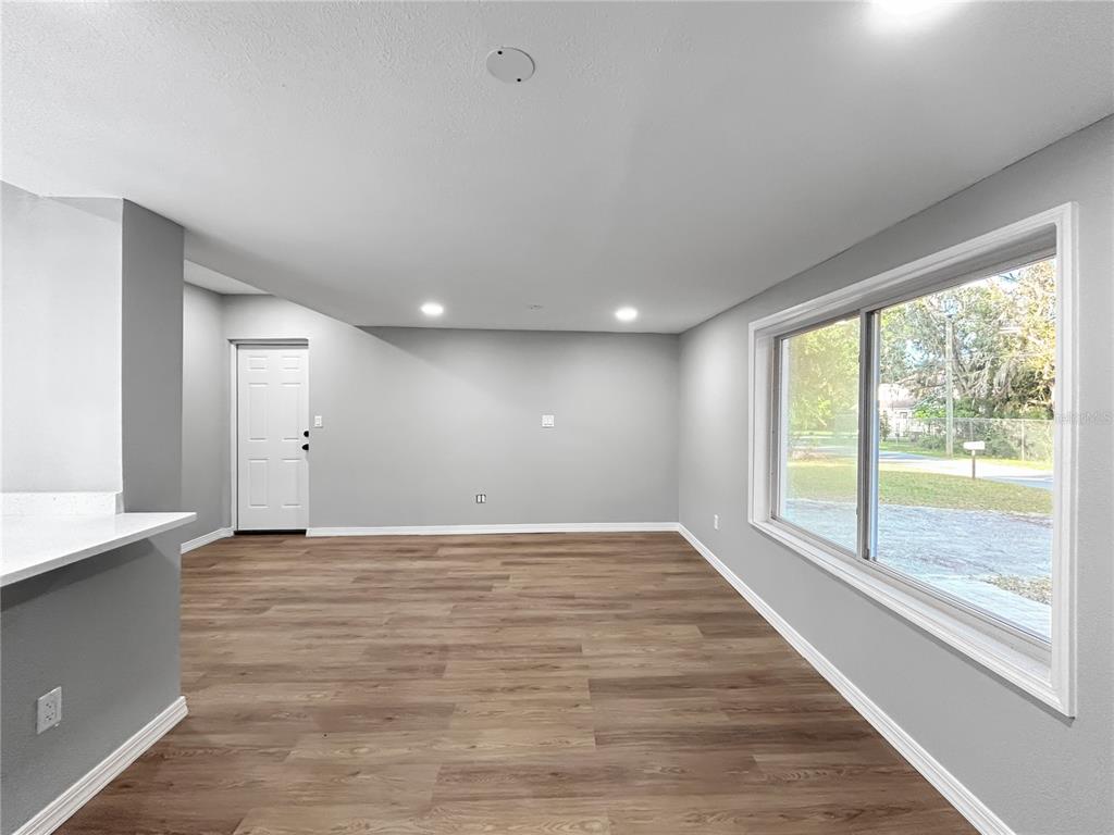 2529 Northeast 6th Street Ocala, FL 34470 - Photo 7 of 30