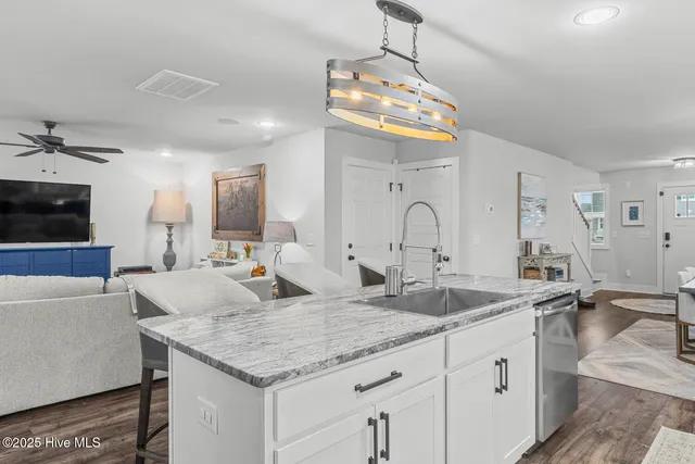 $400,000 | 406 Hope Lane, Holly Ridge, NC 28445