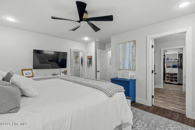 $400,000 | 406 Hope Lane, Holly Ridge, NC 28445