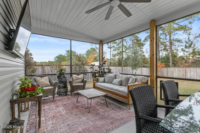 $400,000 | 406 Hope Lane, Holly Ridge, NC 28445