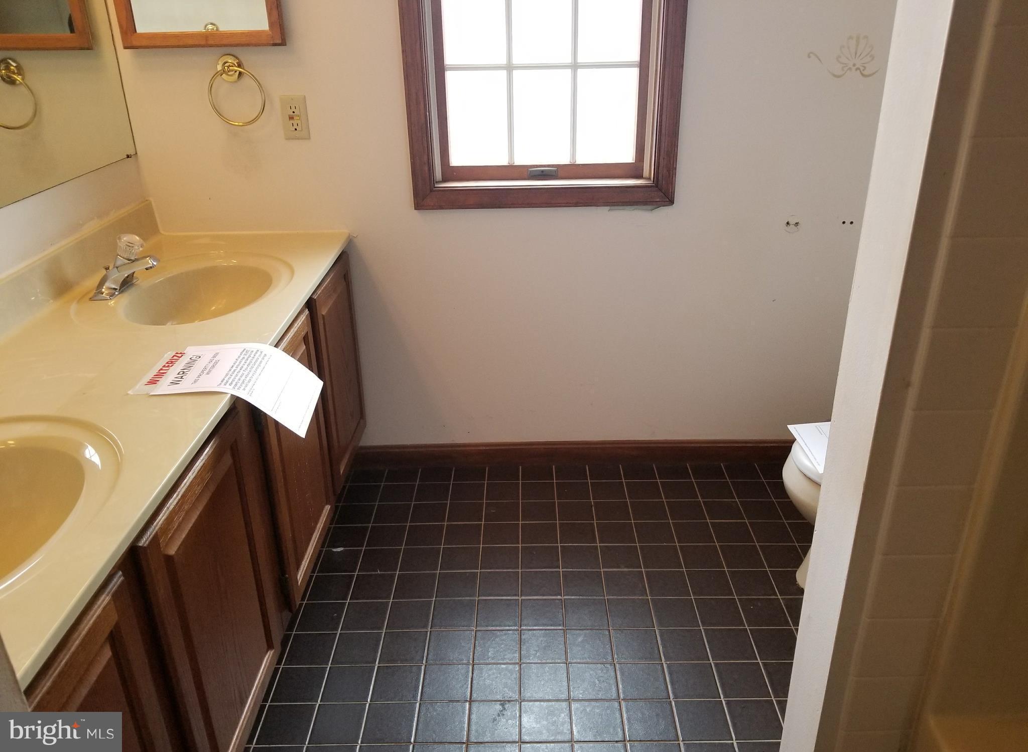 1 Bayview Road, Unit 2B Betterton, MD 21610 - Photo 16 of 17 Bath