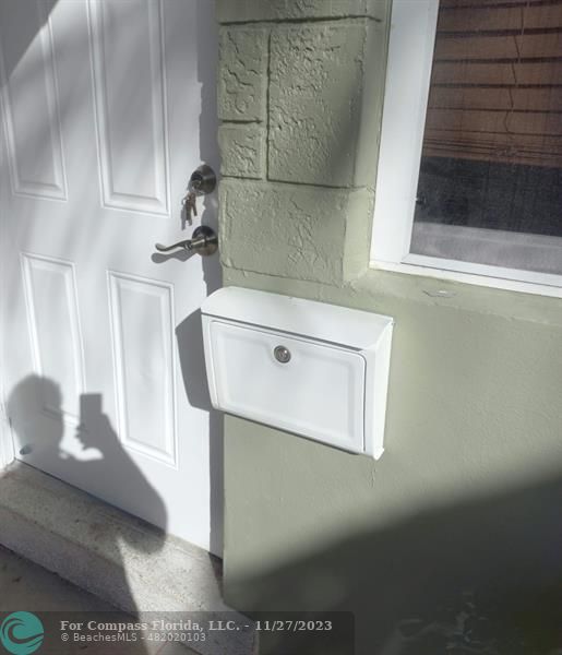 1861 Northeast 161st Street North Miami Beach, FL 33162 - Photo 4 of 32