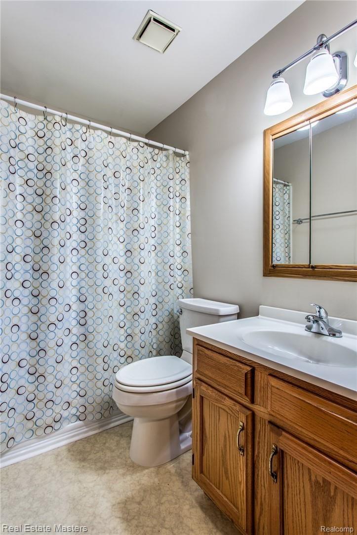5830 Newman Road St. Clair, MI 48079 - Photo 25 of 37 5830 Neuman Rd-26.JPG