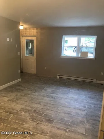 $1,295 | 294 B Hudson Avenue, Unit B, Albany, NY 12210