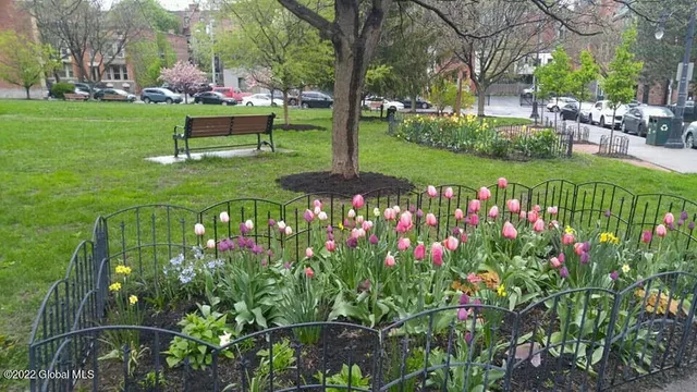 $1,295 | 294 B Hudson Avenue, Unit B, Albany, NY 12210