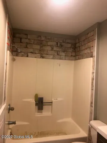 $1,295 | 294 B Hudson Avenue, Unit B, Albany, NY 12210