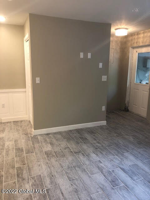 294 B Hudson Avenue, Unit B Albany, NY 12210 - Photo 7 of 22 294 hudson laund front