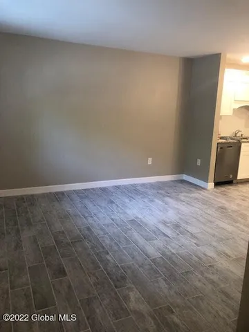 $1,295 | 294 B Hudson Avenue, Unit B, Albany, NY 12210