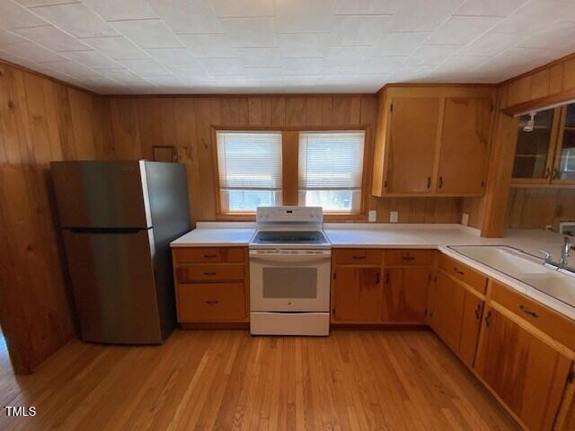 511 Revere Road Hillsborough, NC 27278 - Photo 11 of 19 Kitchen_13