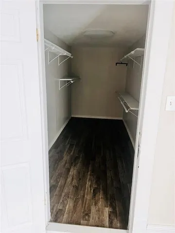 a view of walk in closet