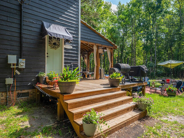 8019 South Brewington Road Manning, SC 29102 - Photo 28 of 34 Side Entry