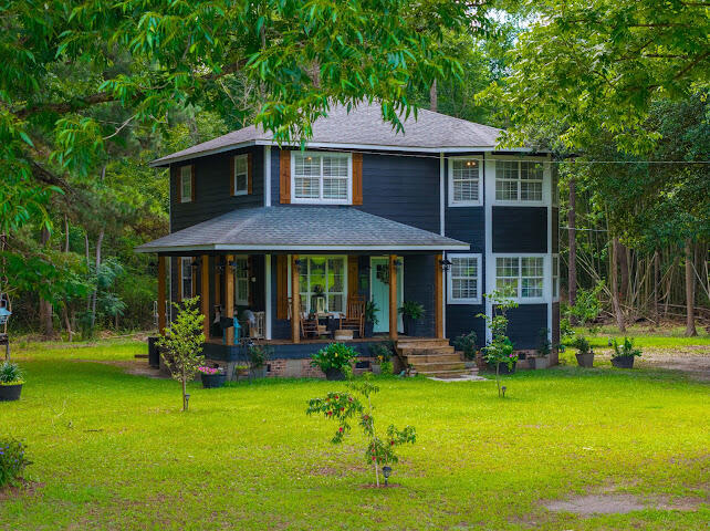 8019 South Brewington Road Manning, SC 29102 - Photo 4 of 34 Front Yard