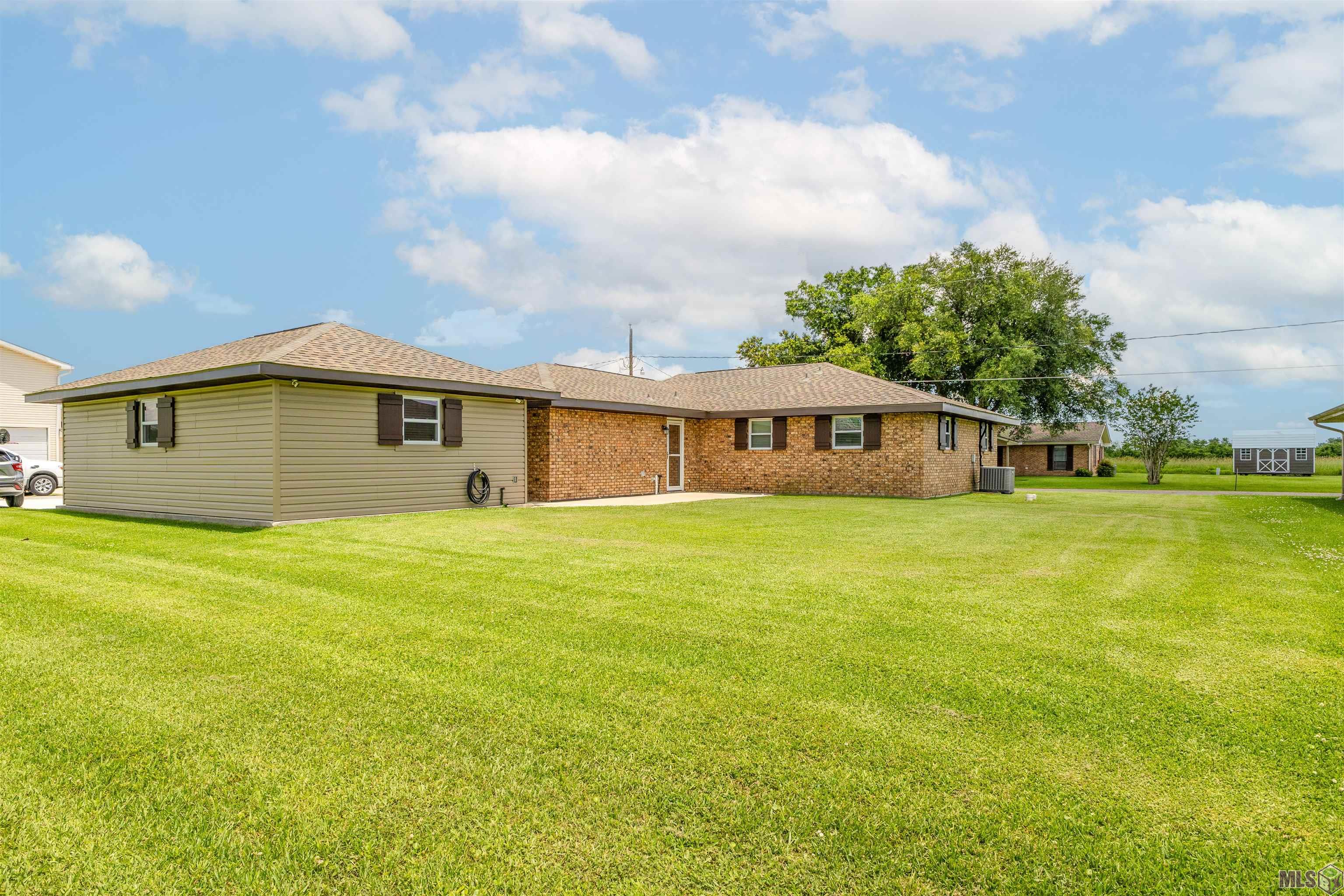 302 St Anthony Street Raceland, LA 70394 - Photo 5 of 24 Gallery Image 5