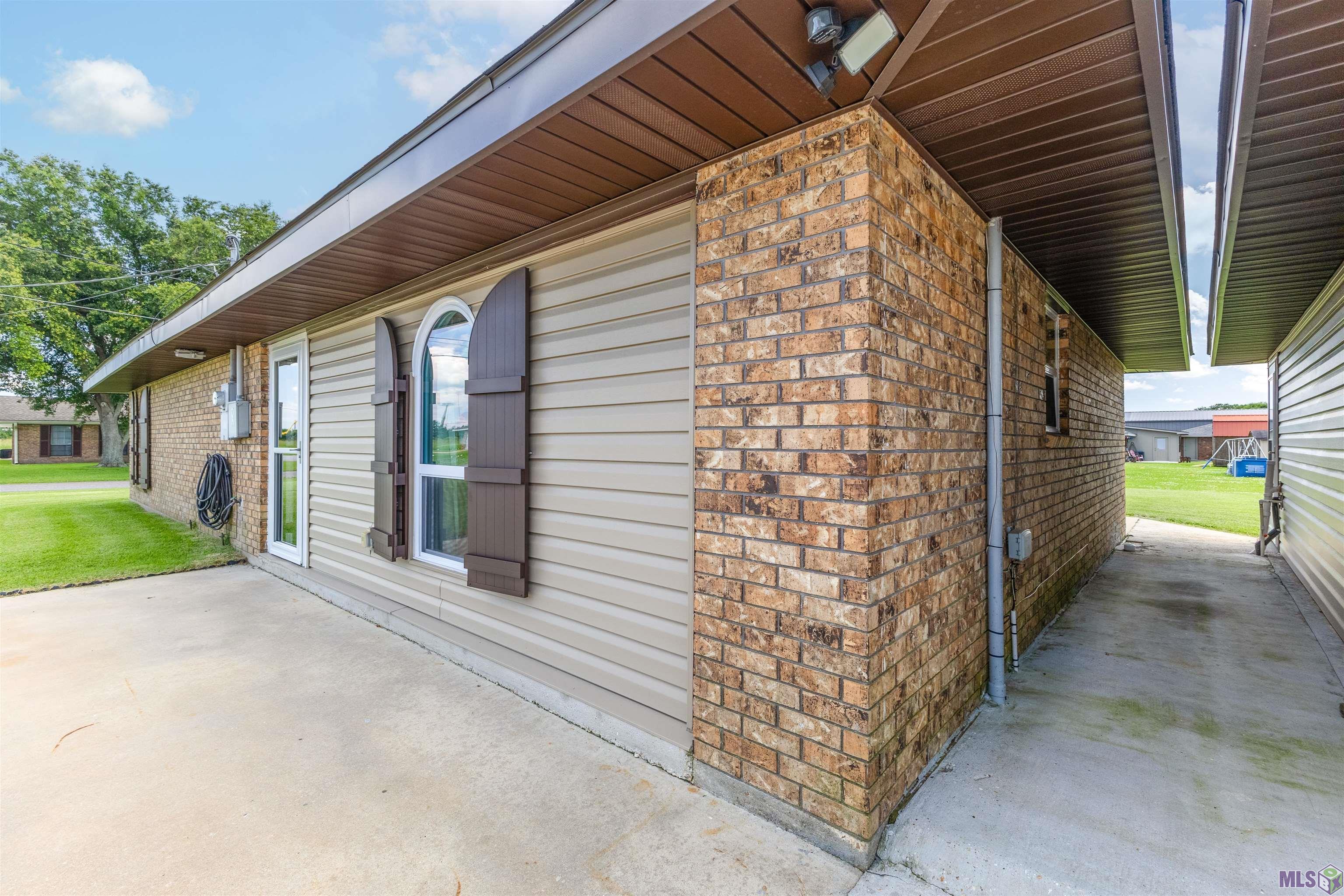302 St Anthony Street Raceland, LA 70394 - Photo 8 of 24 Gallery Image 8