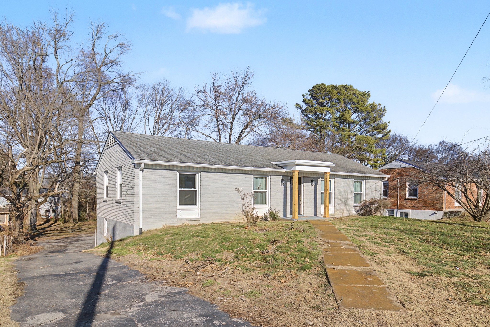 652 Harding Place Nashville, TN 37211 - Photo 3 of 32
