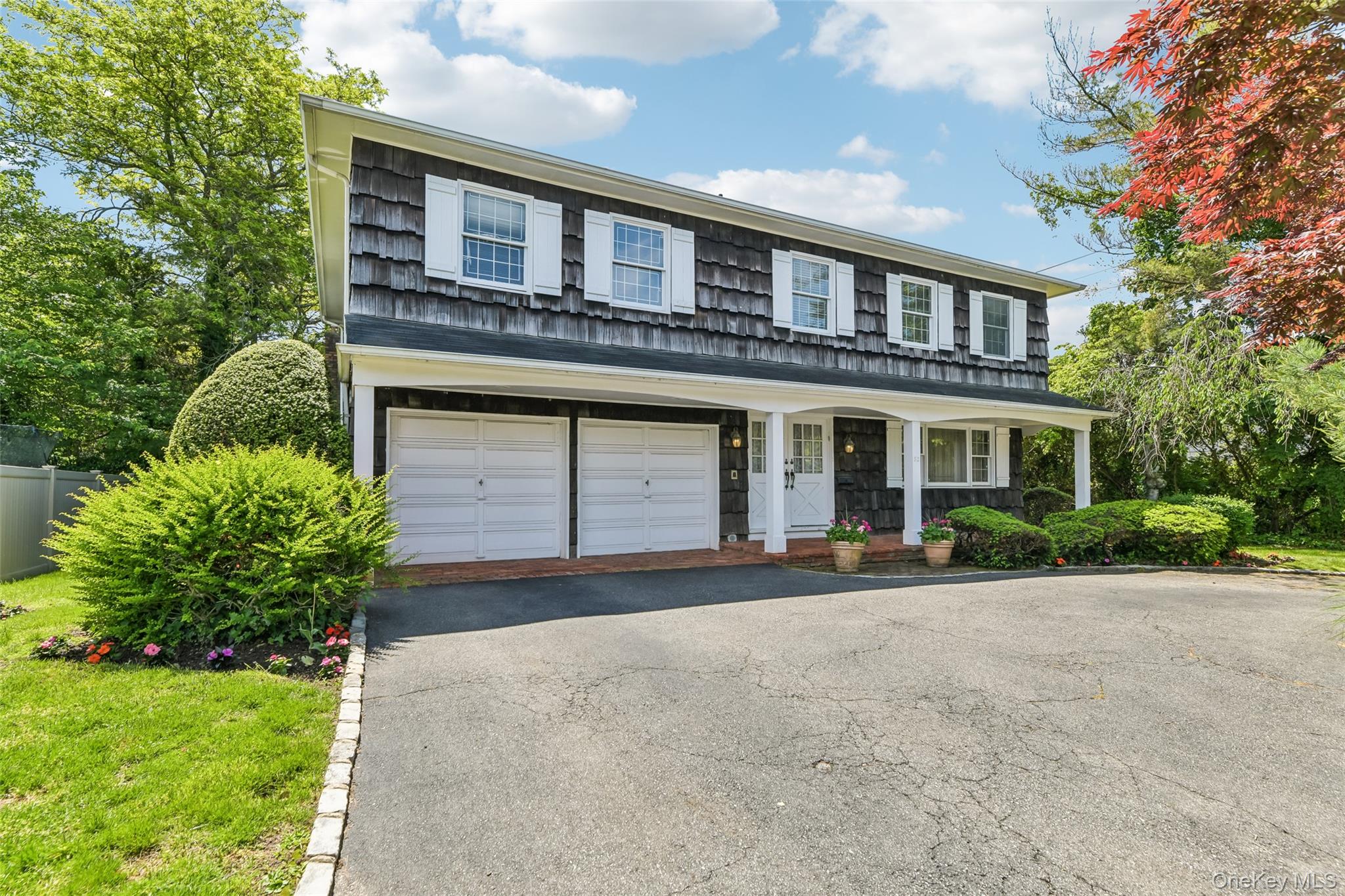 62 Larch Hill Road Lawrence, NY 11559 - Photo 3 of 47