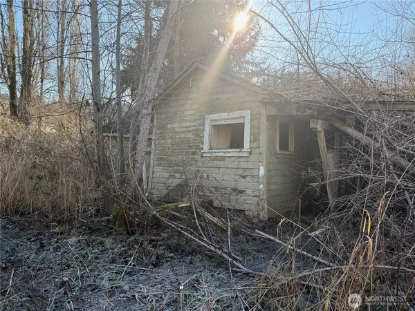 $500,000 | 23112 Highway 9, Woodinville, WA 98072