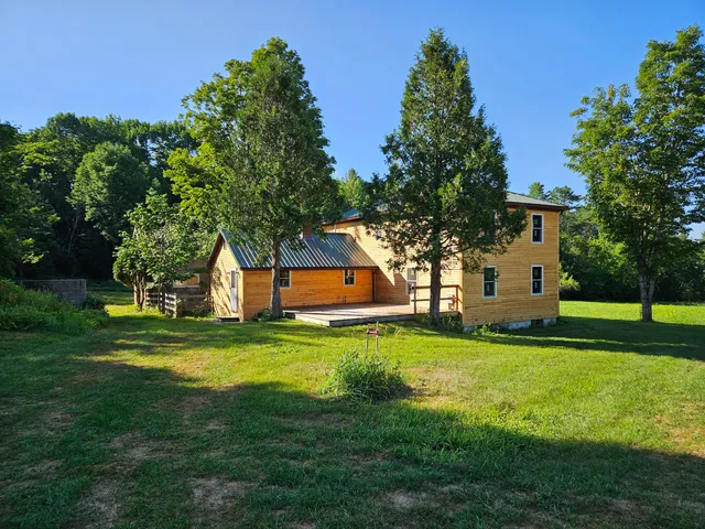 $450,000 | 253 Bull Run Road, Greene, ME 04236