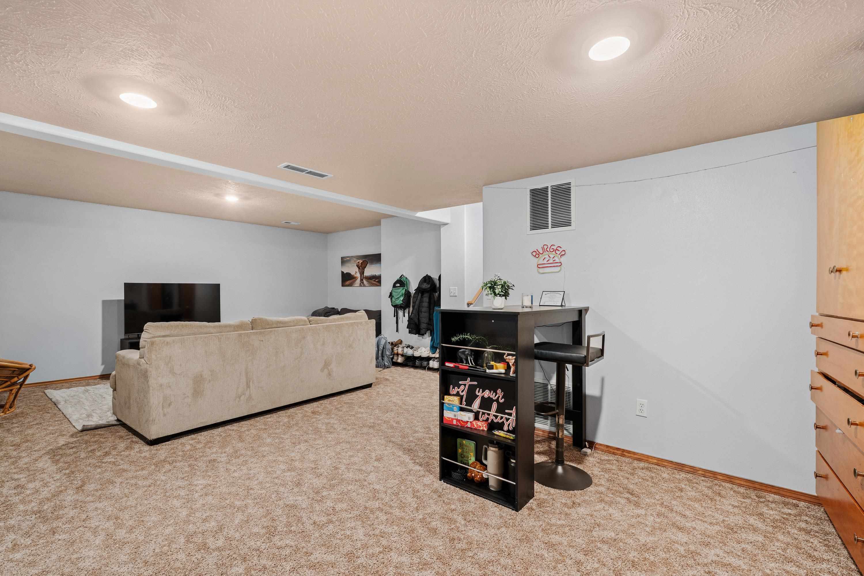 3908 South Virginia Lane Spokane Valley, WA 99206 - Photo 27 of 50
