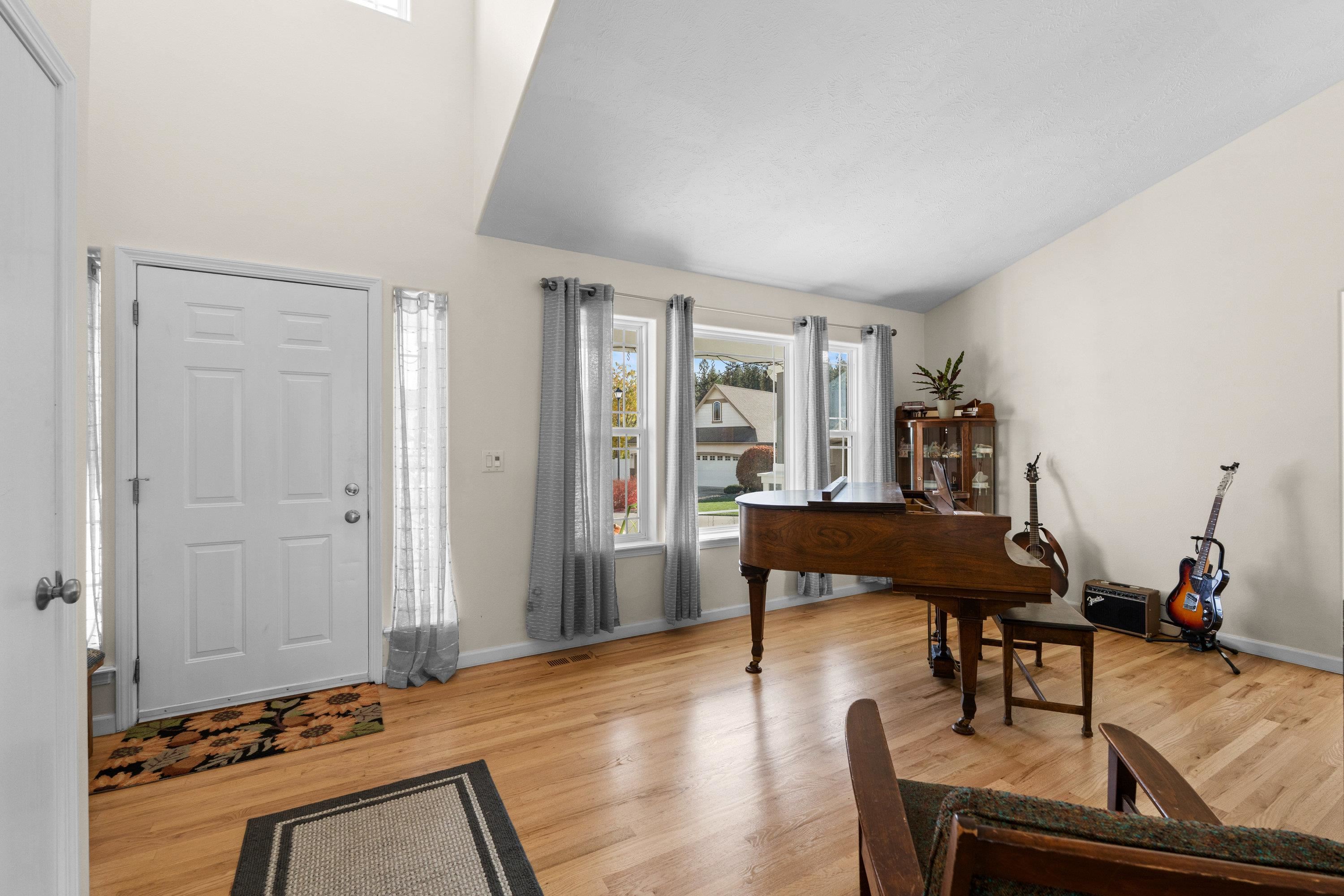 3908 South Virginia Lane Spokane Valley, WA 99206 - Photo 5 of 50