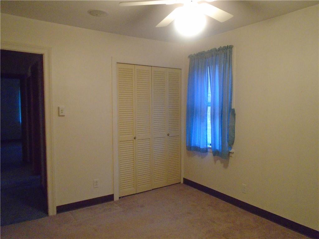 915 Highview Avenue Baden, PA 15005 - Photo 19 of 31