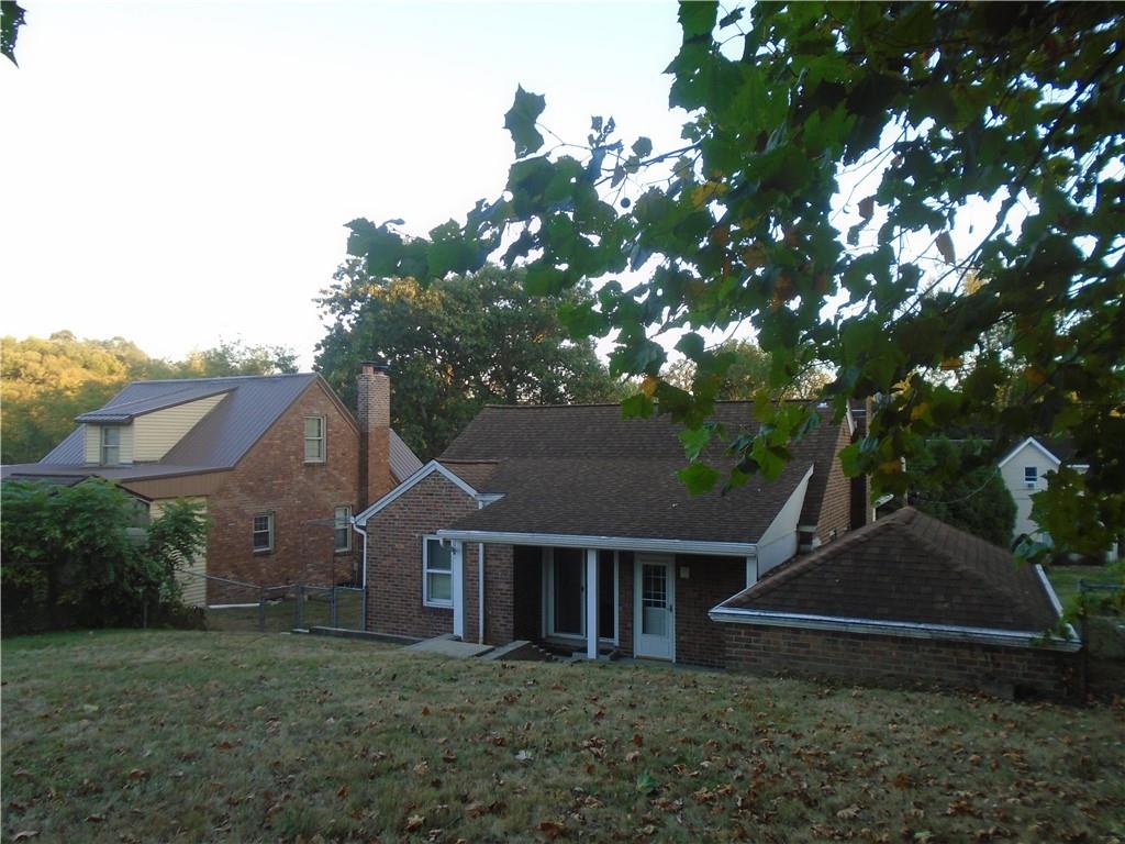 915 Highview Avenue Baden, PA 15005 - Photo 24 of 31