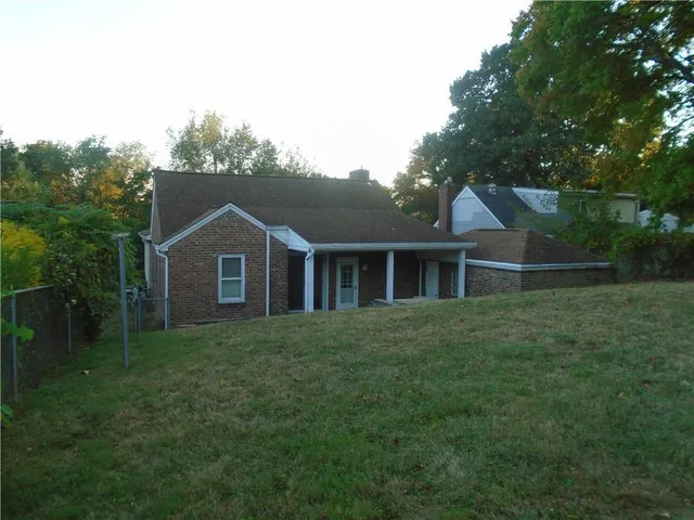 $189,000 | 915 Highview Avenue, Baden, PA 15005