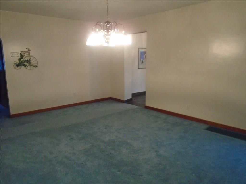 915 Highview Avenue Baden, PA 15005 - Photo 10 of 31