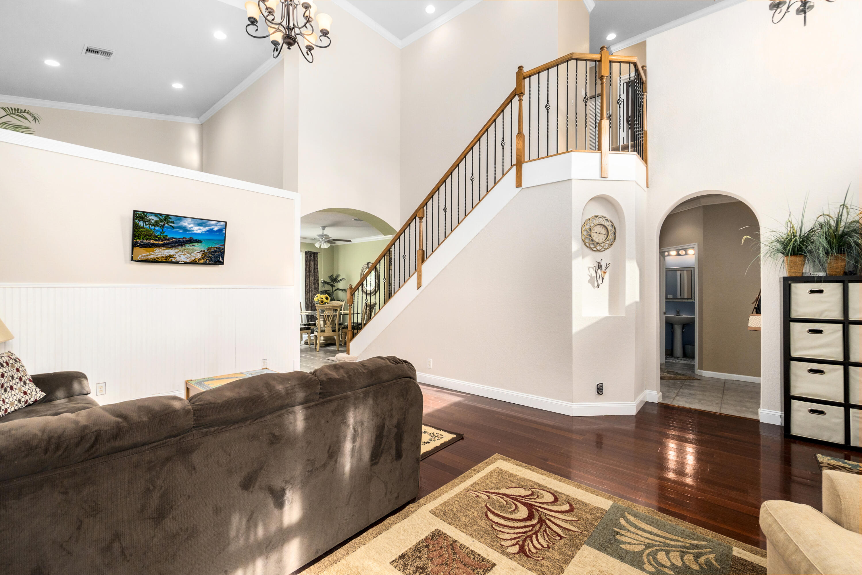 5725 Spanish River Road Fort Pierce, FL 34951 - Photo 10 of 31 Living Room