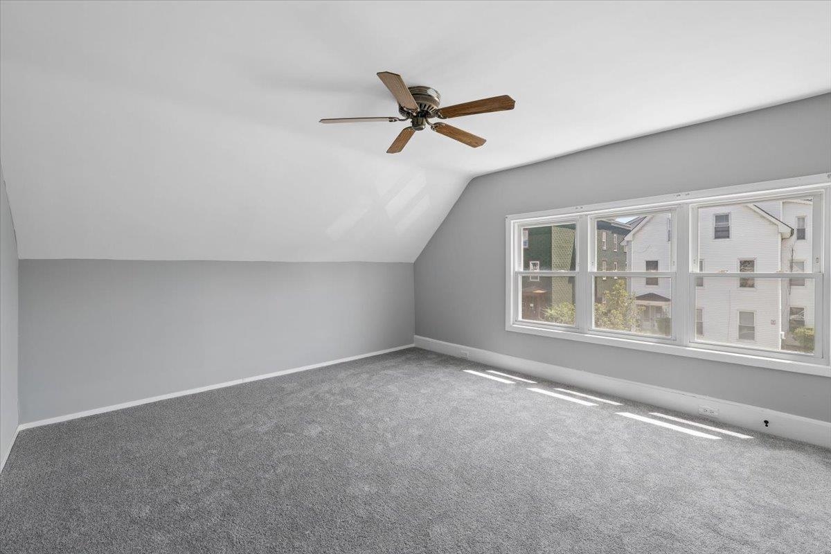336 Spruce Street Manchester, NH 03103 - Photo 33 of 44