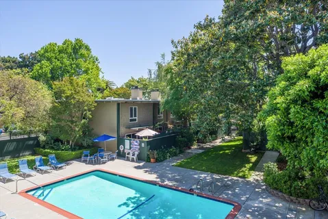 $545,000 | 833 North Humboldt Street, Unit 208, San Mateo, CA 94401