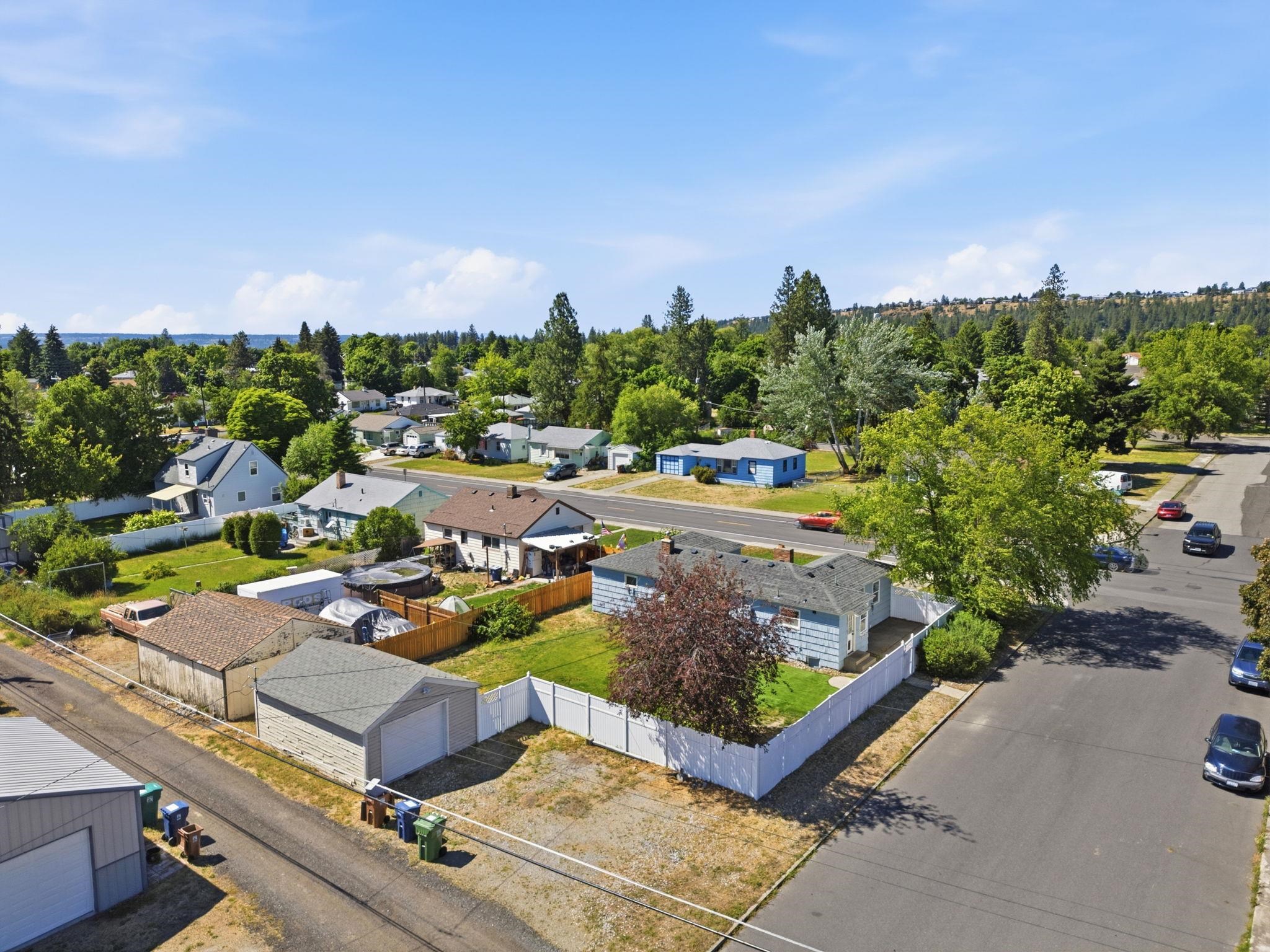 2803 West Rowan Avenue Spokane, WA 99205 - Photo 20 of 24