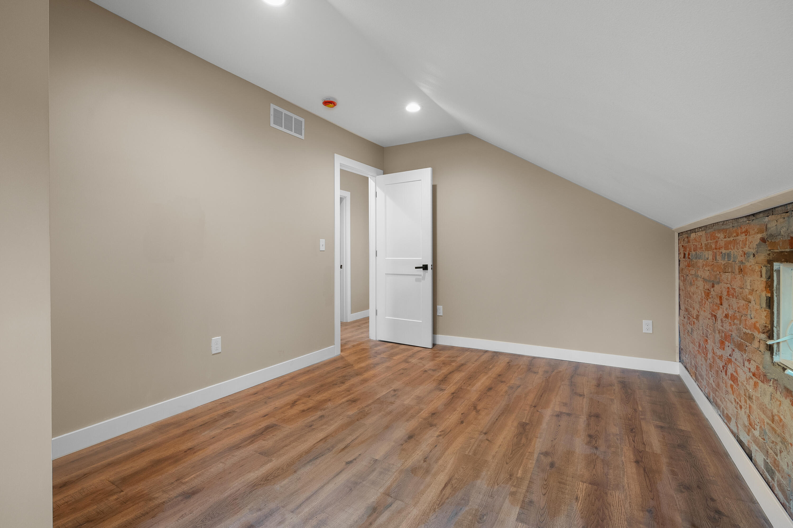 614 Walnut Street Three Rivers, MI 49093 - Photo 38 of 44 KW - Walnut St 614 Three Rivers 49093-29