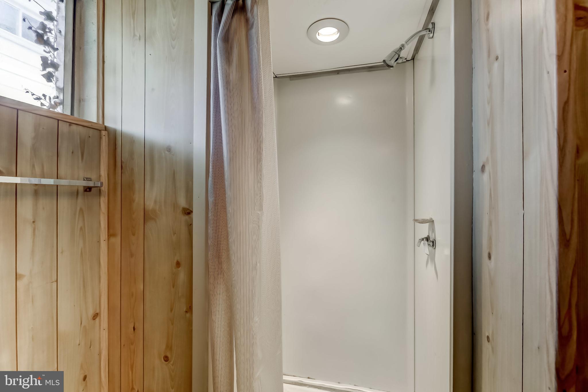 506 Upland Road Baltimore, MD 21208 - Photo 16 of 35 Convenient full bath with shower