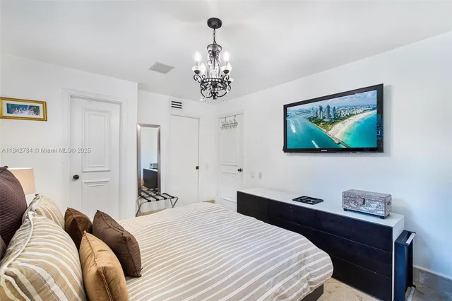 $3,199,000 | 2000 South Bayshore Drive, Unit 69, Miami, FL 33133