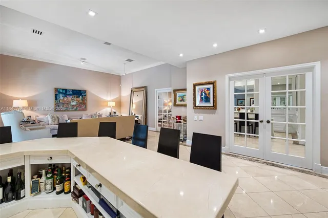 $3,199,000 | 2000 South Bayshore Drive, Unit 69, Miami, FL 33133