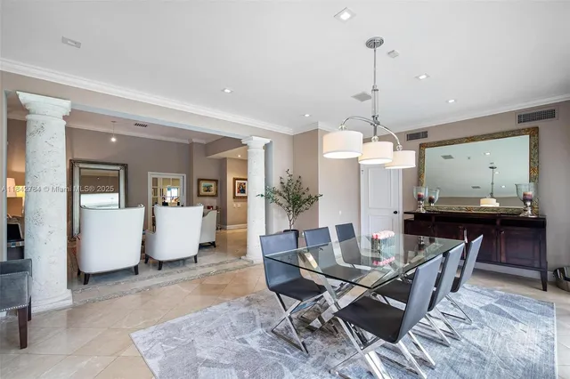 $3,199,000 | 2000 South Bayshore Drive, Unit 69, Miami, FL 33133