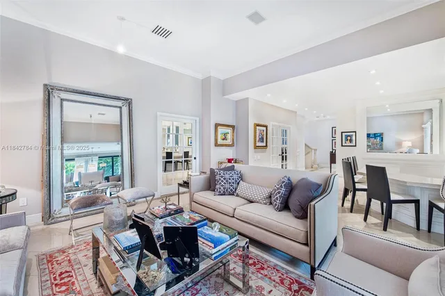 $3,199,000 | 2000 South Bayshore Drive, Unit 69, Miami, FL 33133