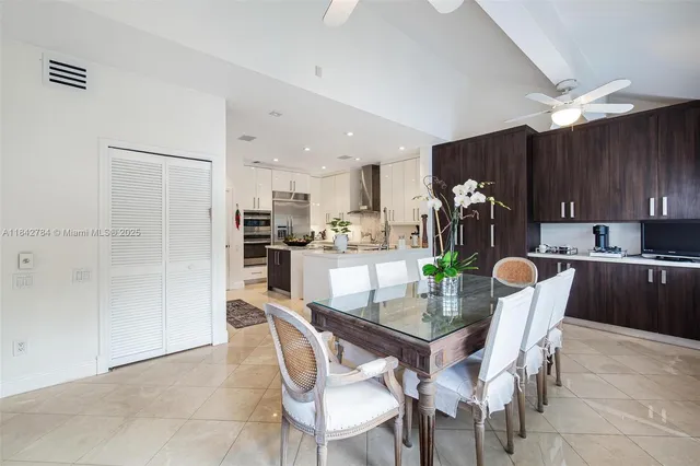 $3,199,000 | 2000 South Bayshore Drive, Unit 69, Miami, FL 33133