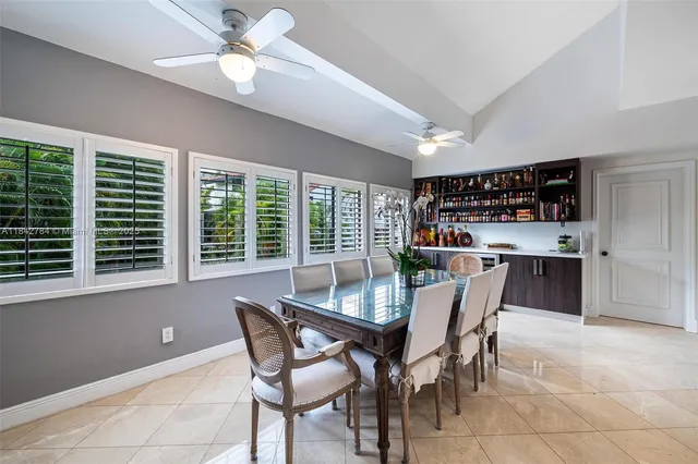 $3,199,000 | 2000 South Bayshore Drive, Unit 69, Miami, FL 33133