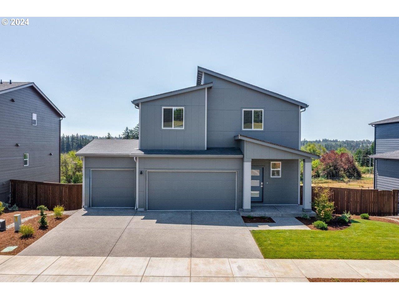 1120 West 15th Street La Center, WA 98629 - Photo 1 of 38 a house view with a outdoor space