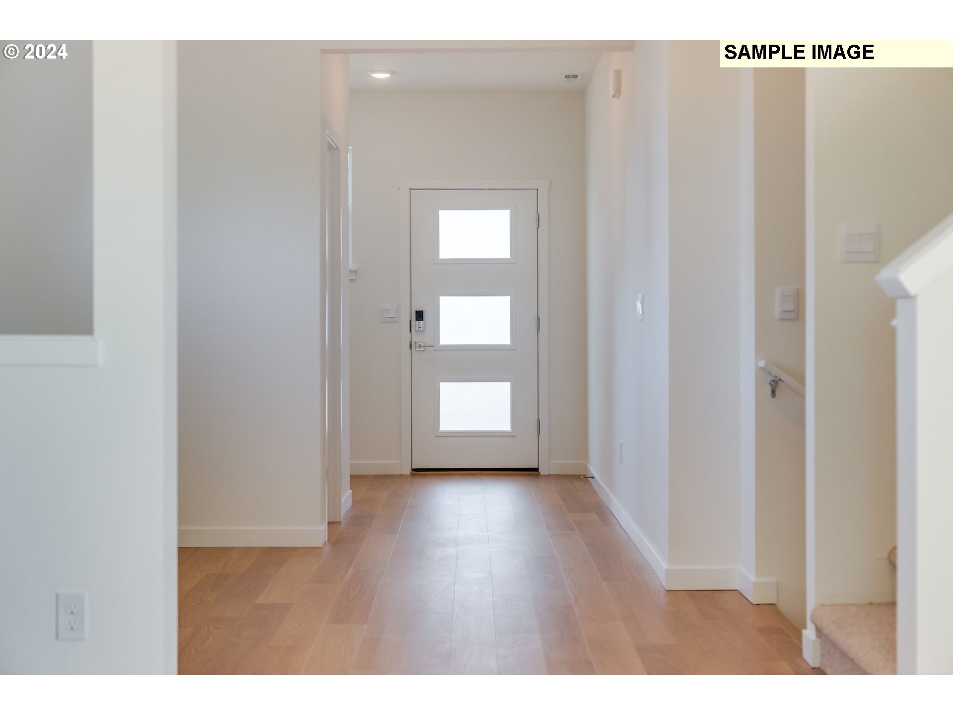 1120 West 15th Street La Center, WA 98629 - Photo 2 of 38 a view of empty room with window