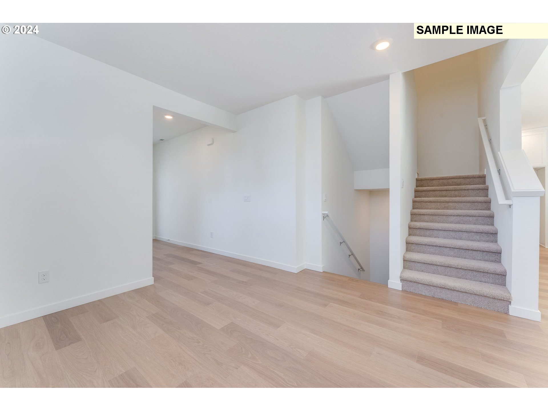 1120 West 15th Street La Center, WA 98629 - Photo 5 of 38 Dining Area