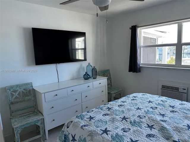 $380,000 | 5301 Ocean Terrace, Unit 1, Marathon, FL 33050