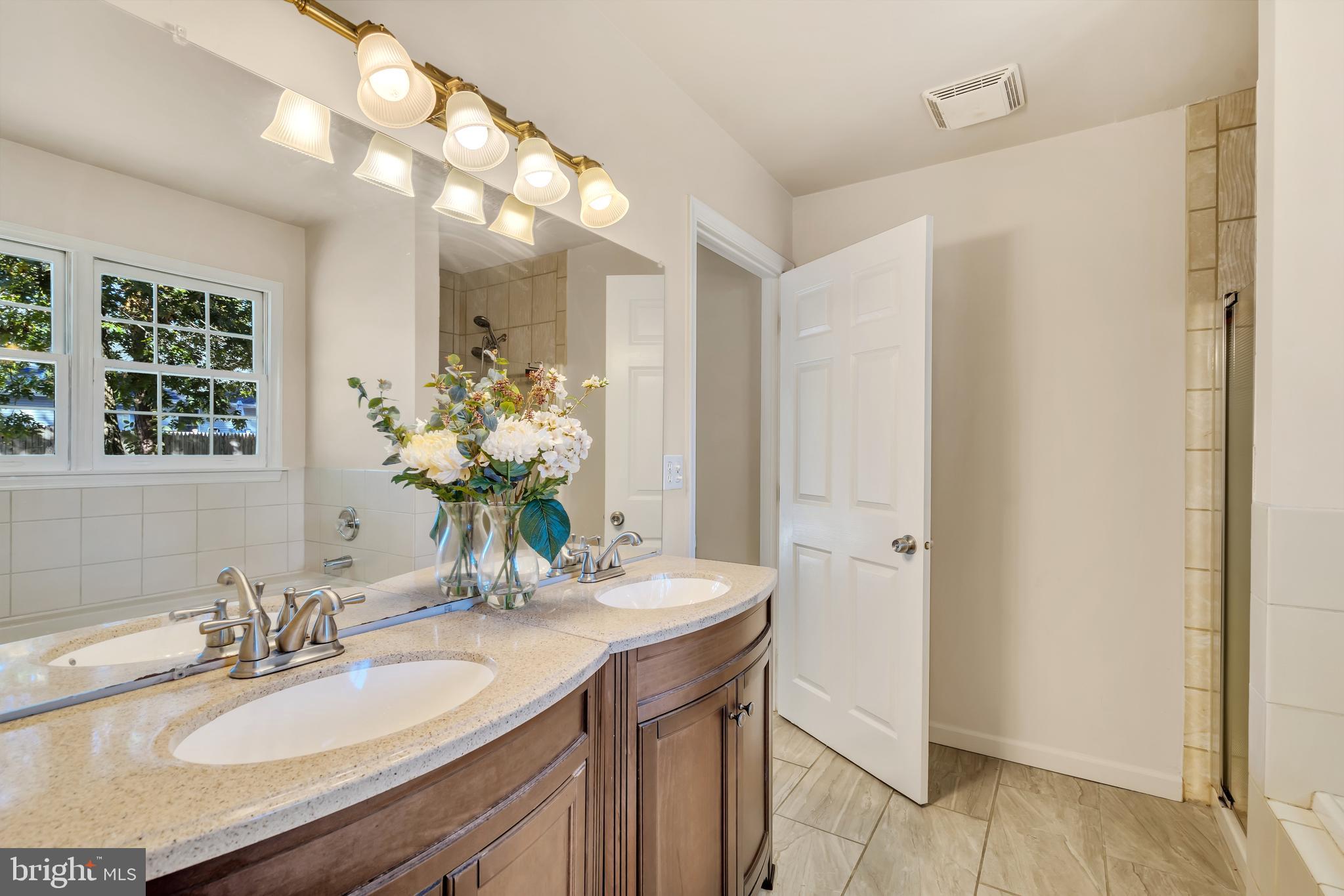 165 Stowaway Road Manahawkin, NJ 08050 - Photo 33 of 45